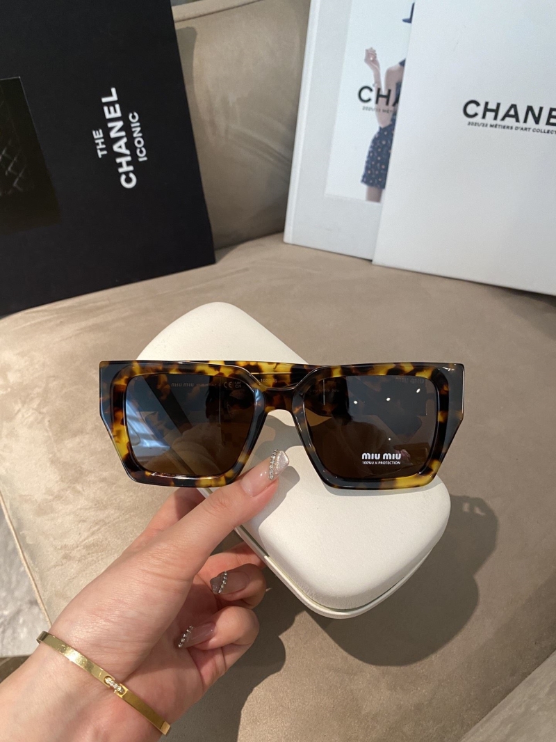 Miu miu Sunglasses